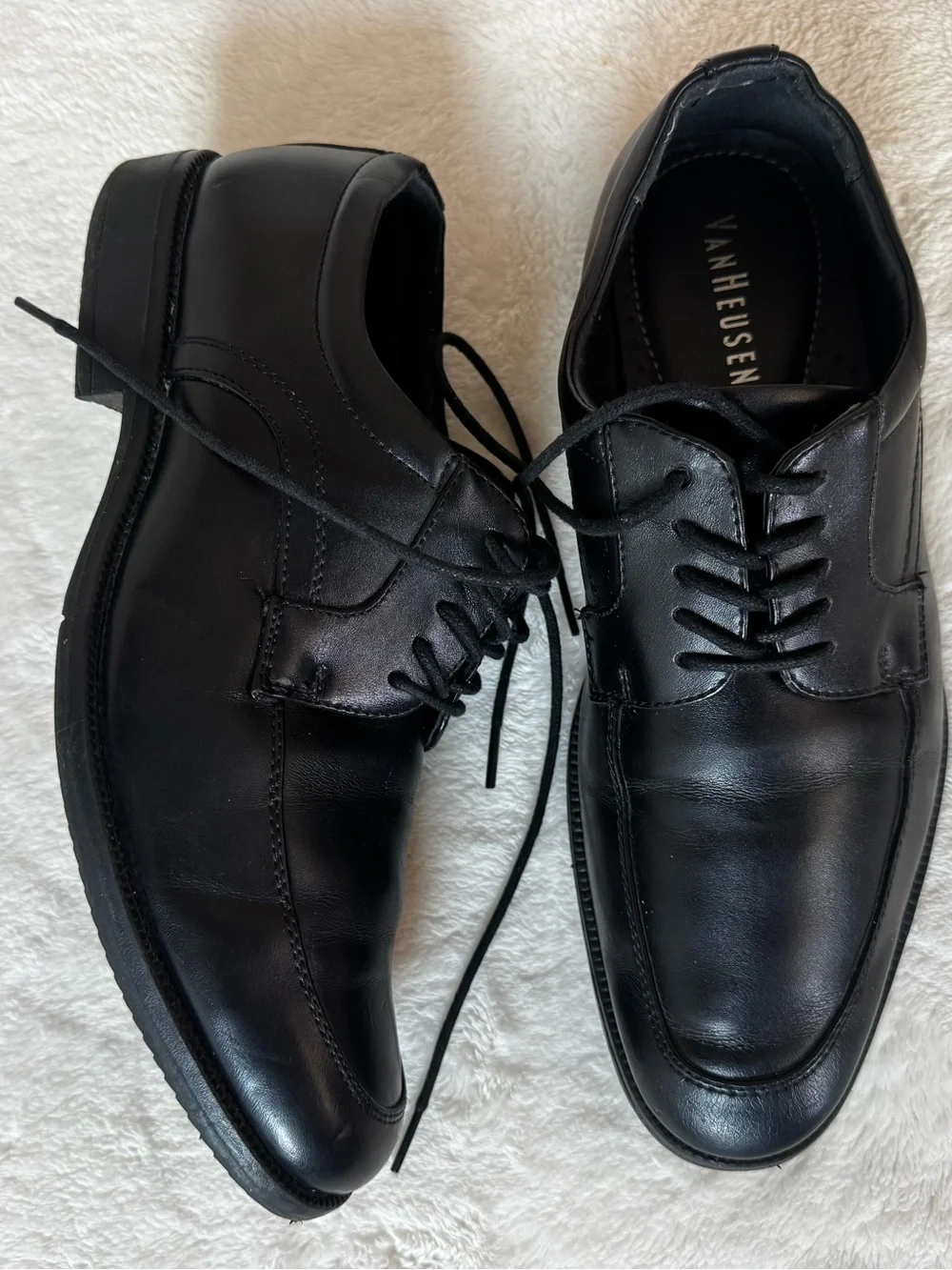 Van Heusen Black Lace-Up Leather Derby Shoes